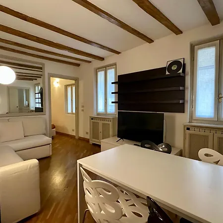 Apartment Pontaccio 4 Bilo Milan
